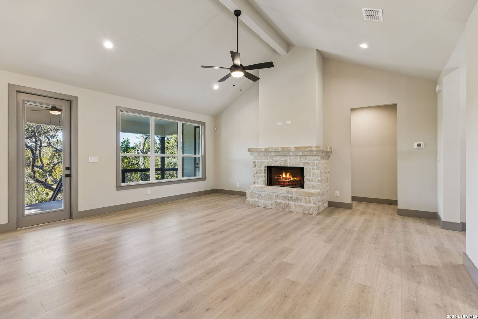 1513 Redwood