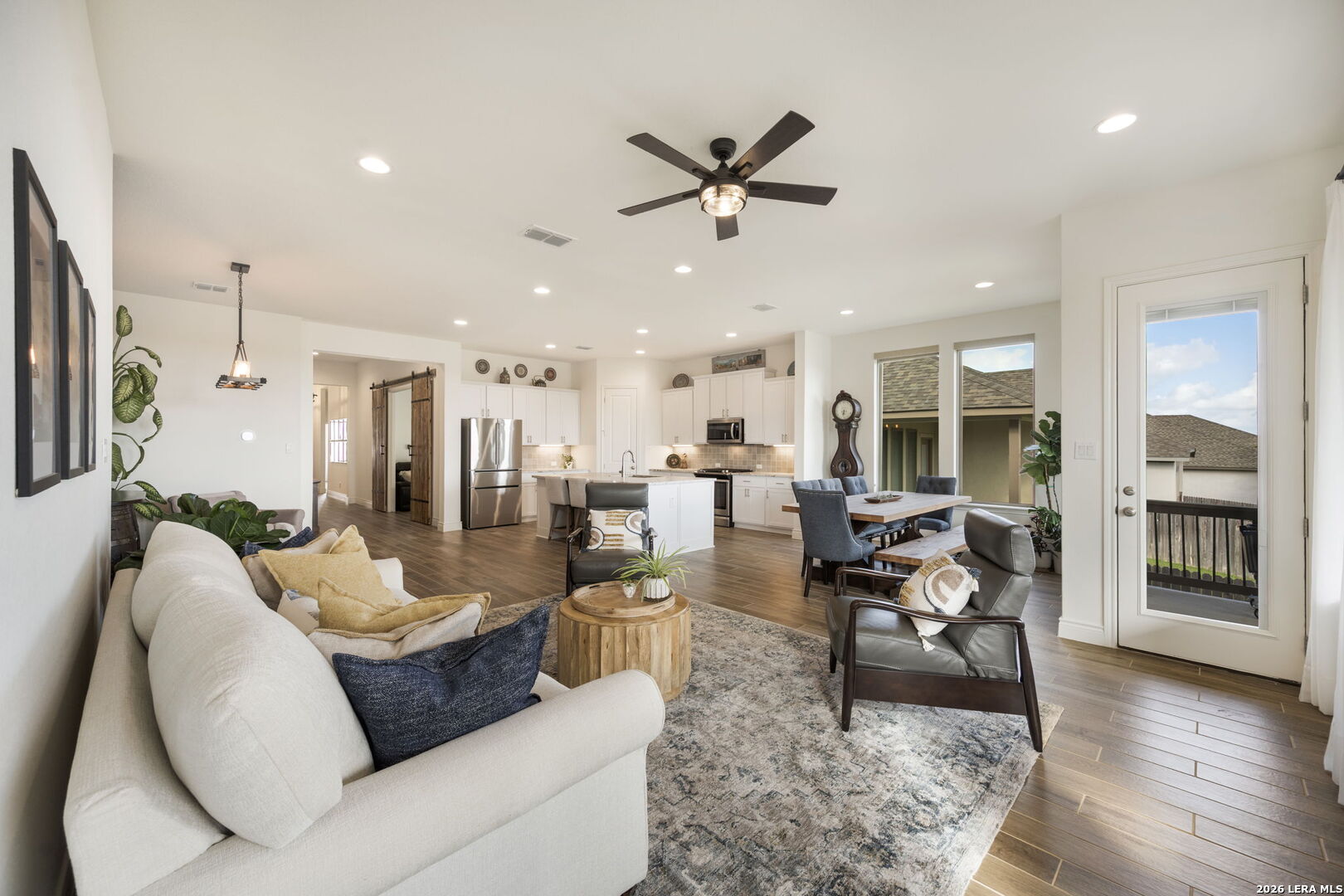 1159 Cadogan Squire