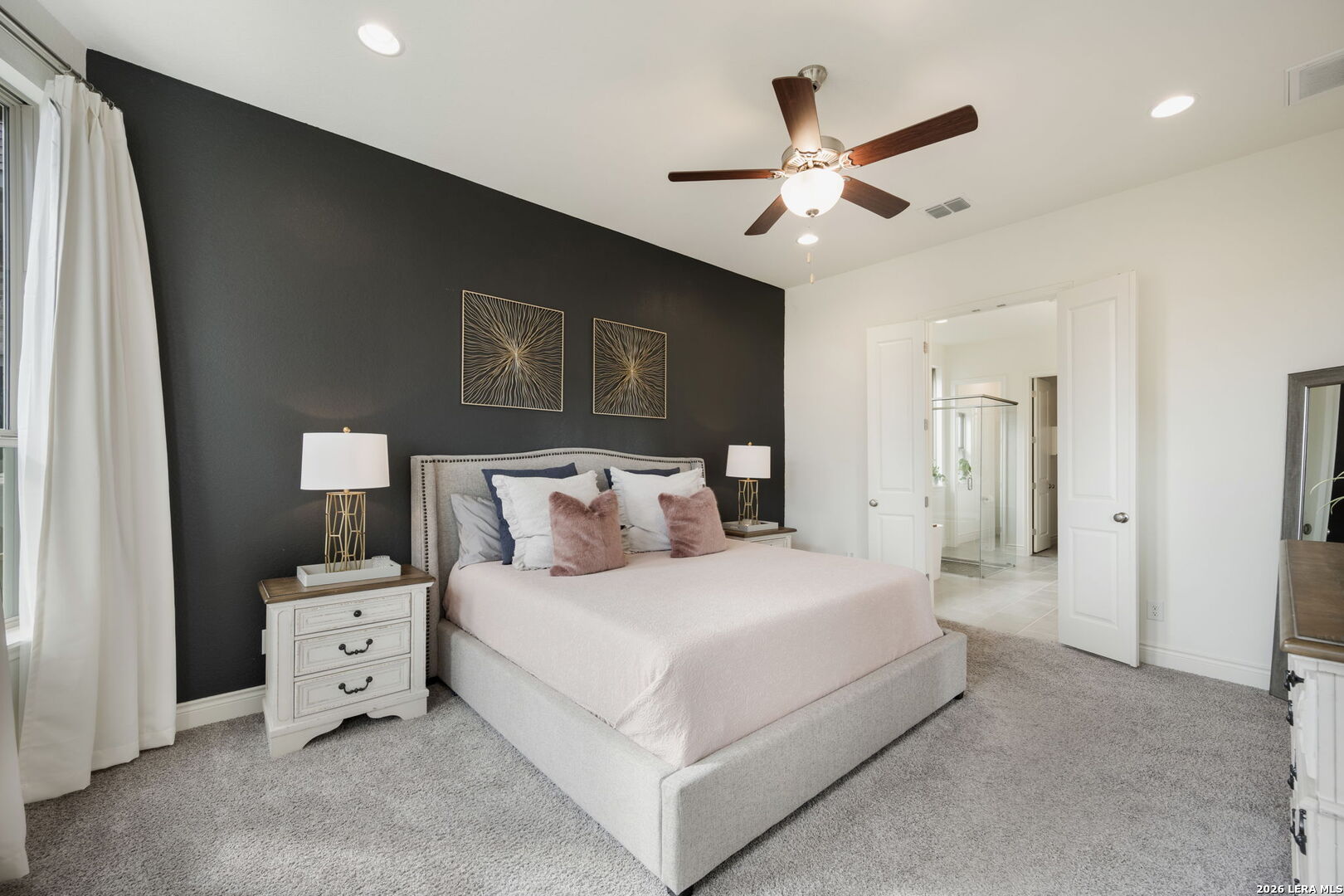 1159 Cadogan Squire