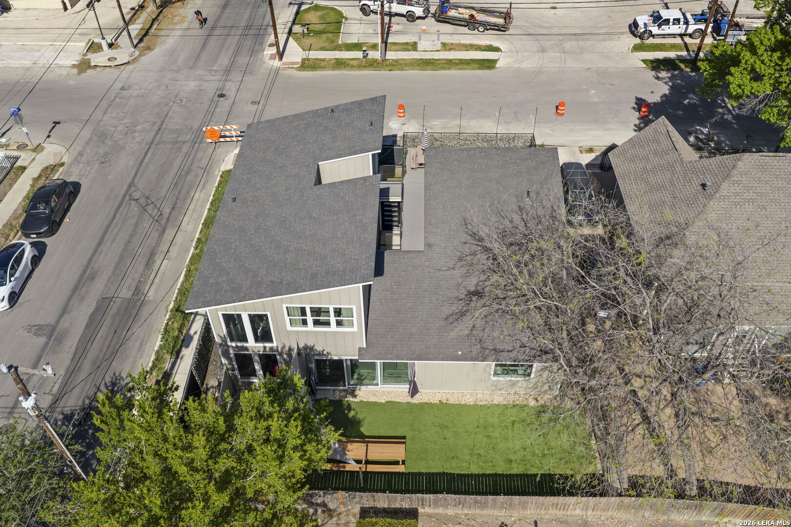 327 Jackson