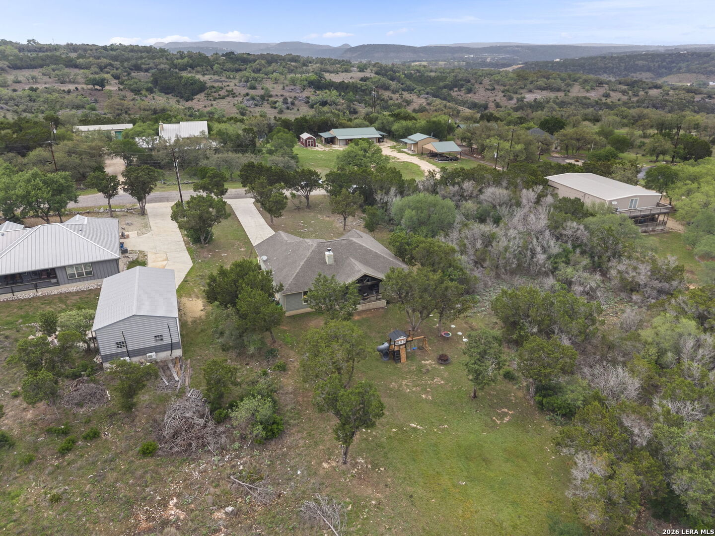 4040 SUMMIT DR