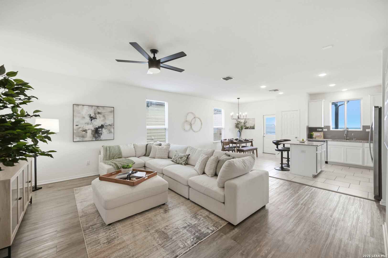 10318 McQueeney