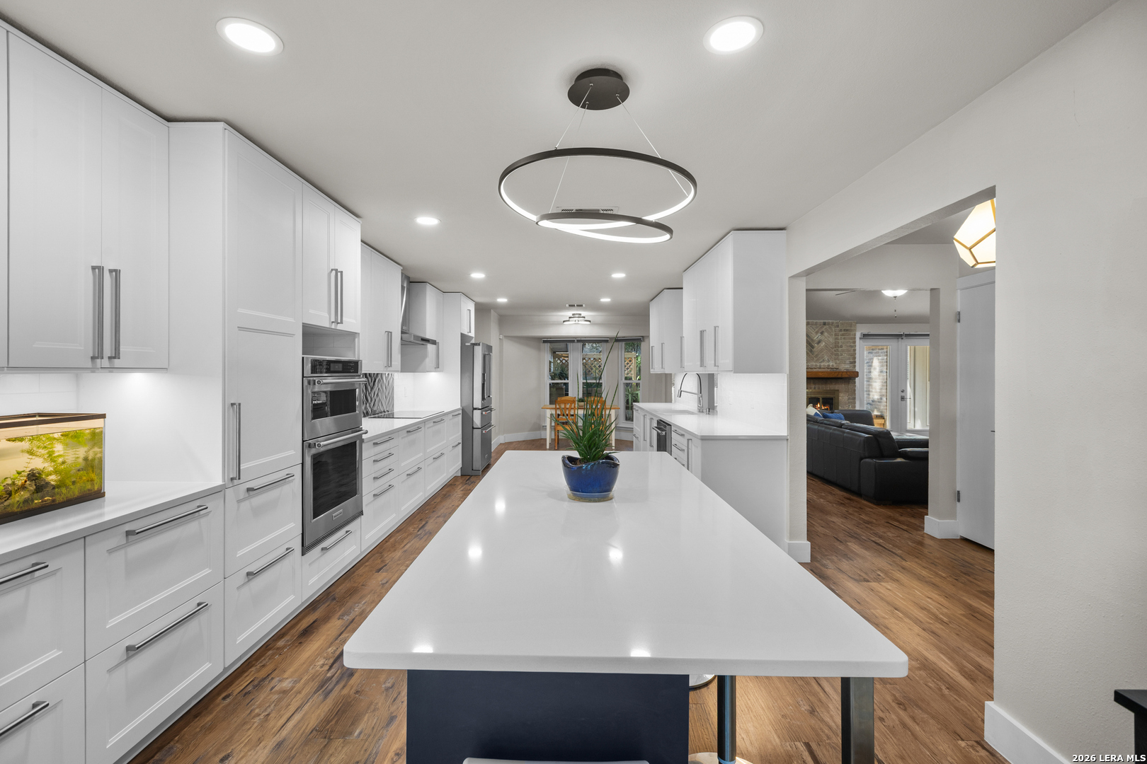 13427 LA VISTA DR
