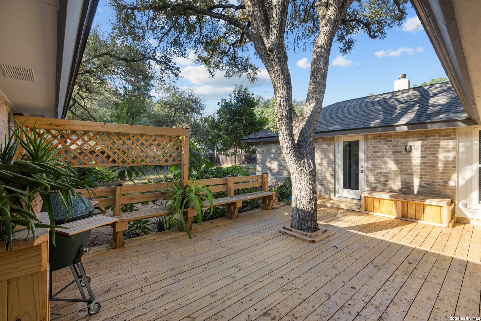 13427 LA VISTA DR