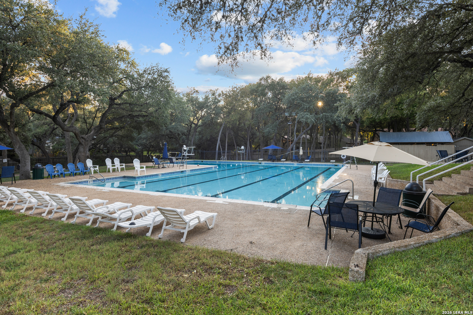 13427 LA VISTA DR