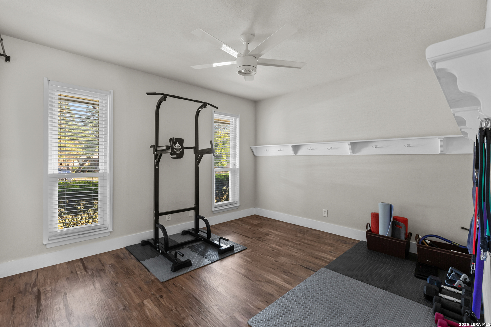 13427 LA VISTA DR