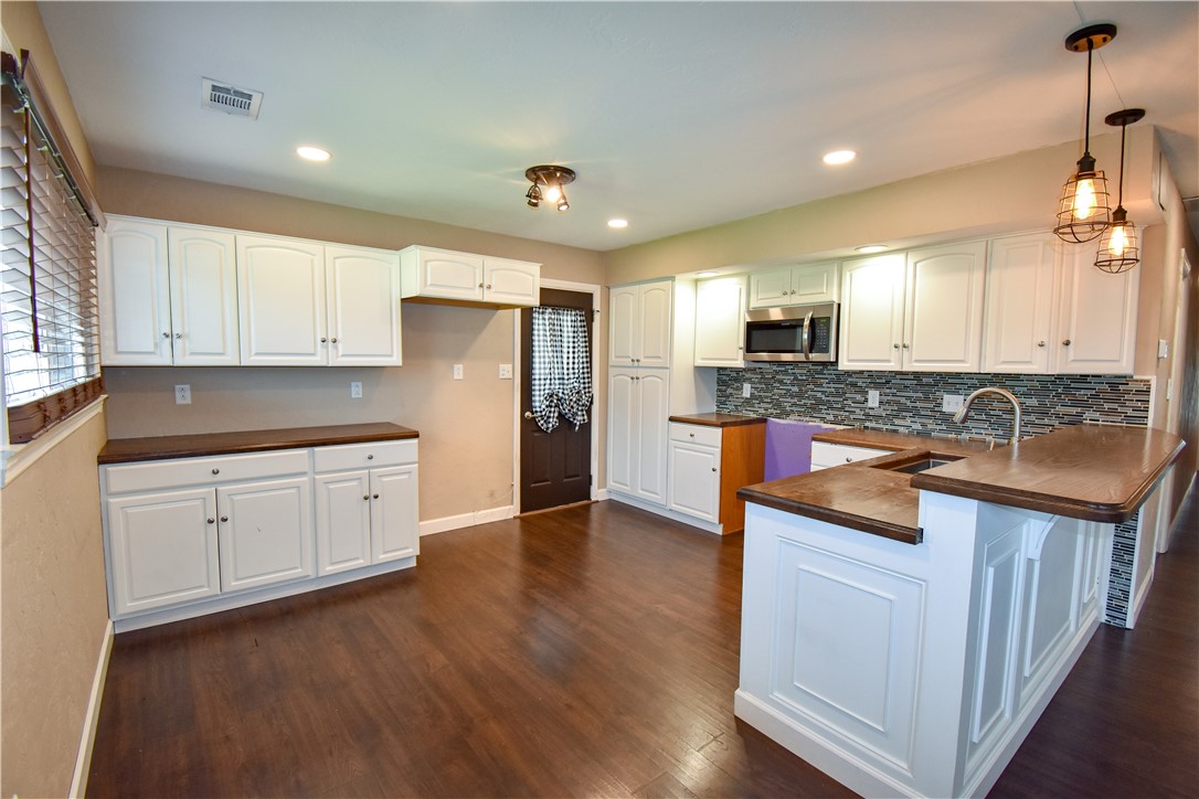 593 Cedardale Drive