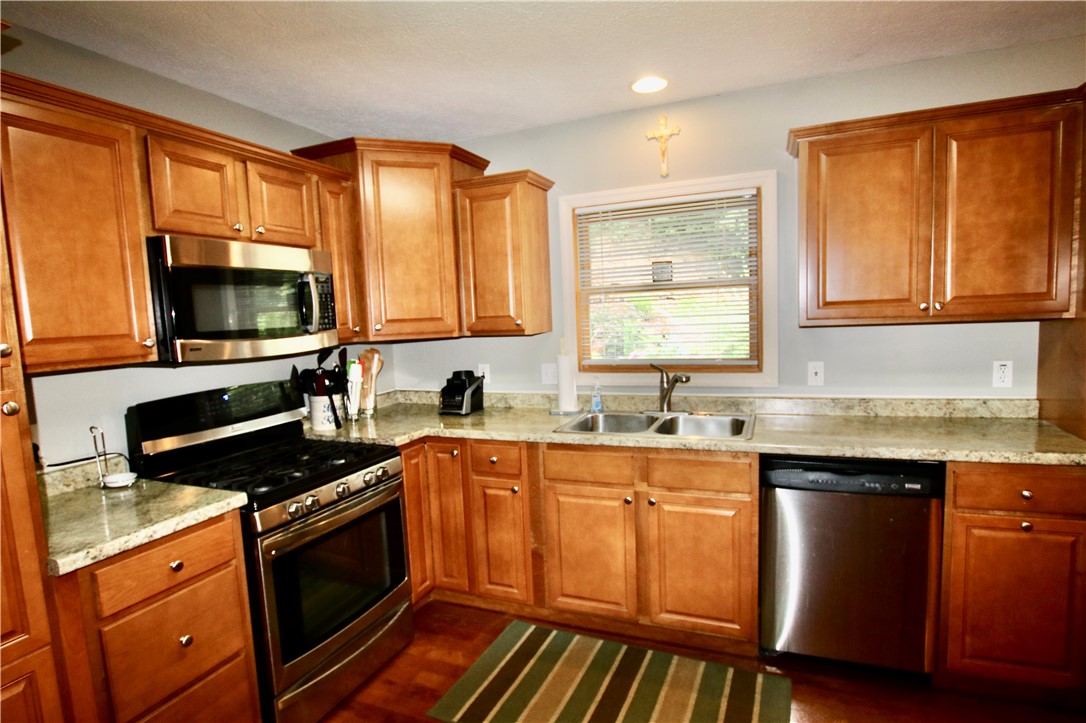1429 Bower HIll