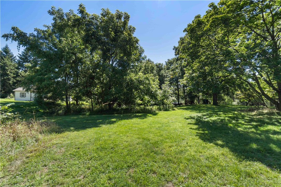 9 Crest Drive
