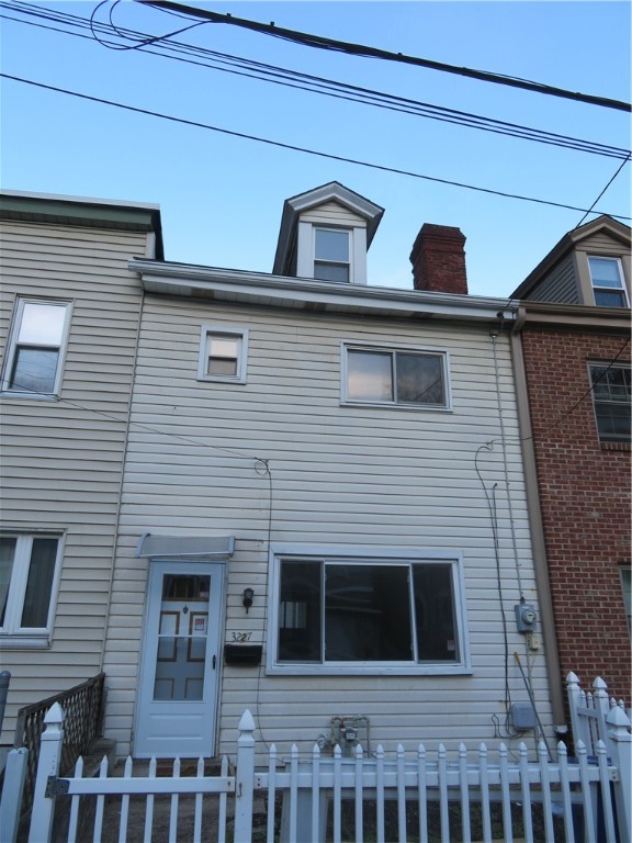 3227 Mary Street