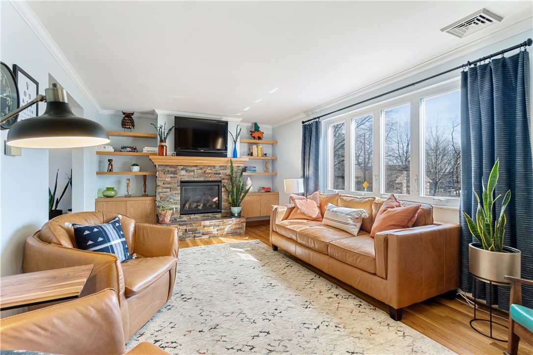 101 Parise Rd
