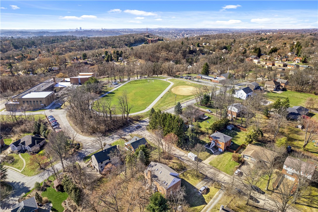 101 Parise Rd
