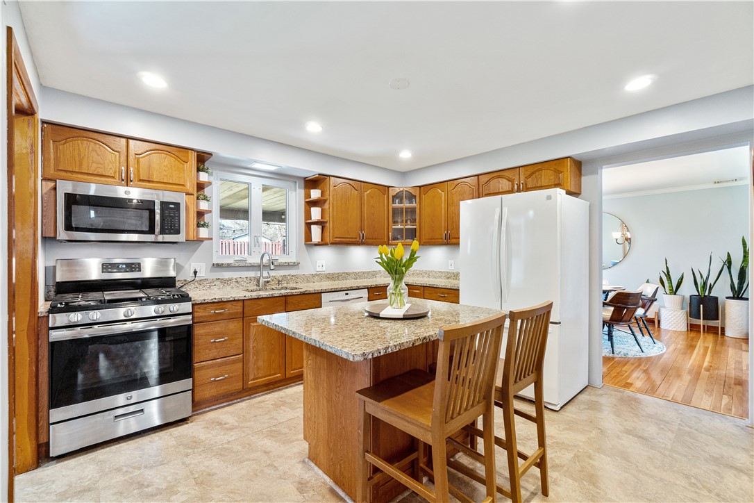 101 Parise Rd