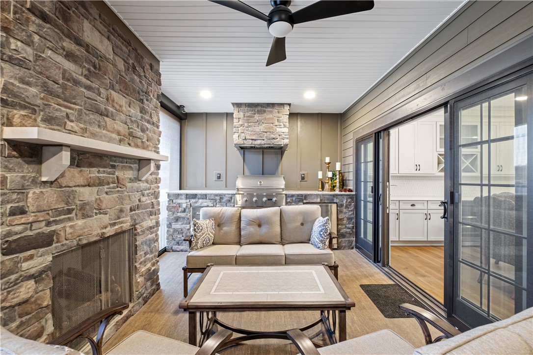 312 Highpointe Drive