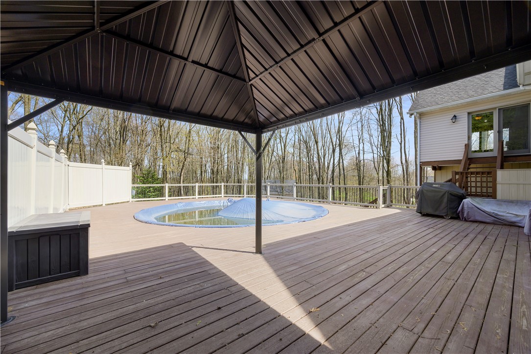 282 Sawmill Run Rd