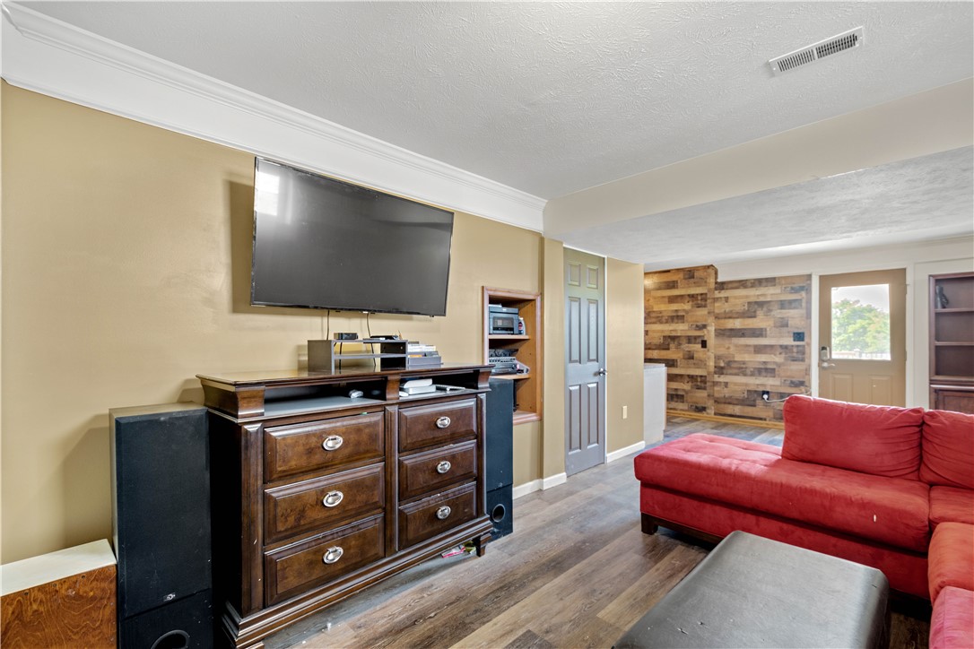 1367 Lucia Dr