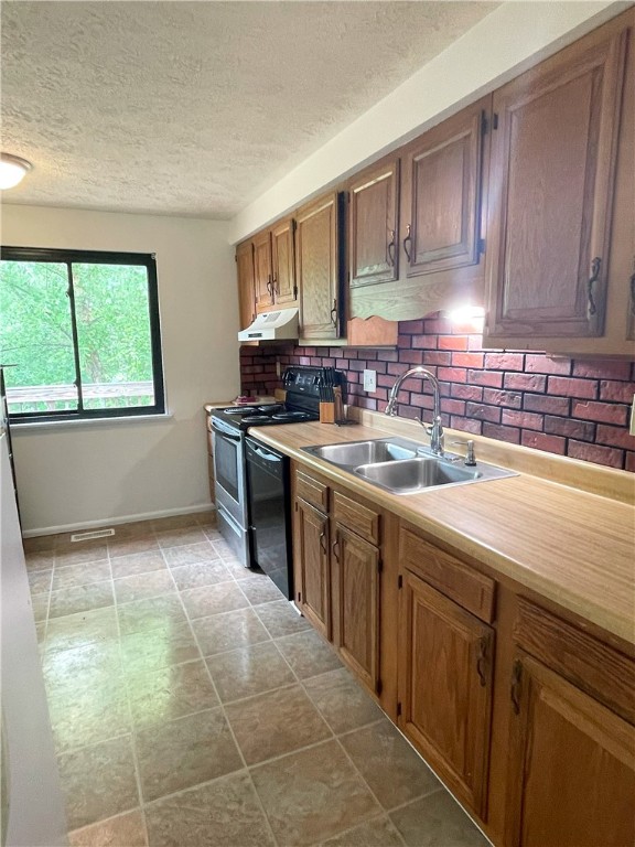 100 Sugar Maple Cir