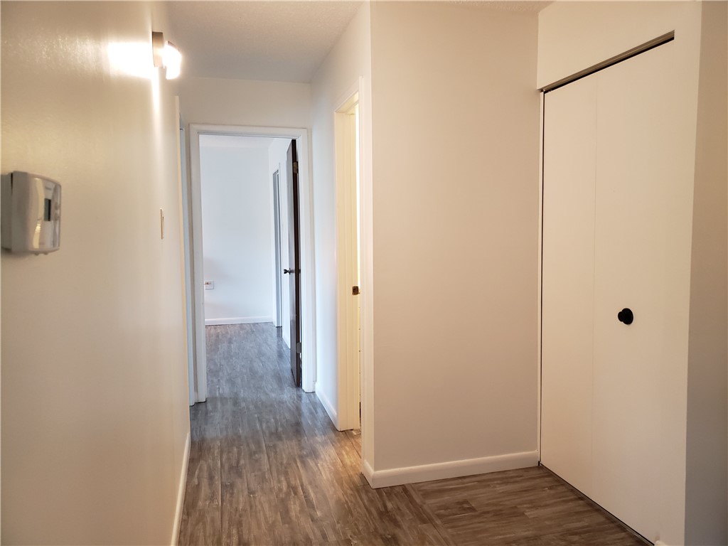2120 Greentree Rd 13E