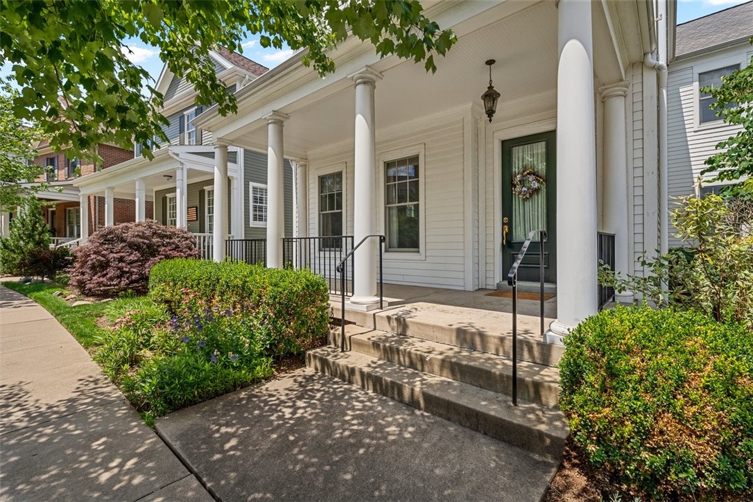1541 BILTMORE LANE