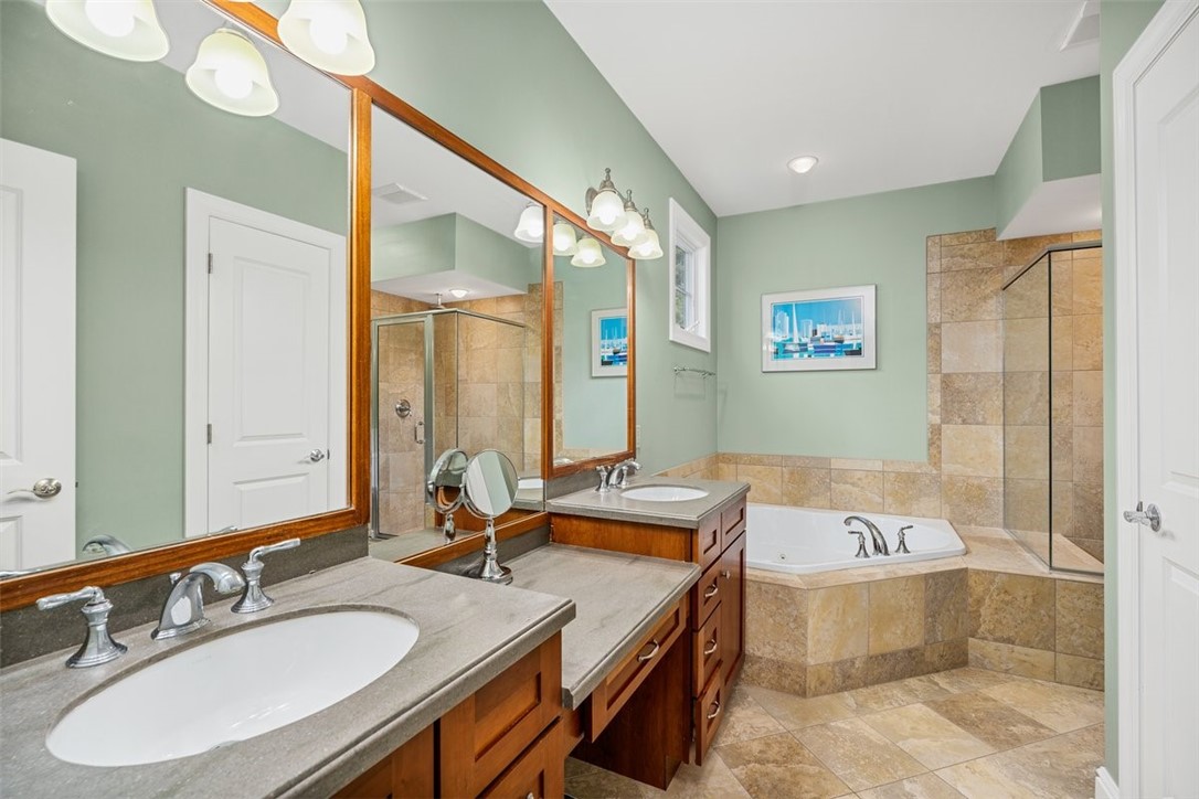 1541 BILTMORE LANE
