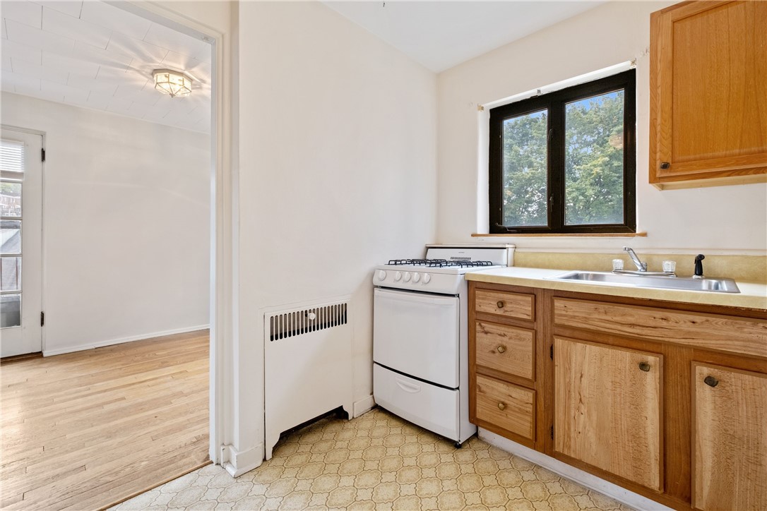 187 Morrison Drive 13