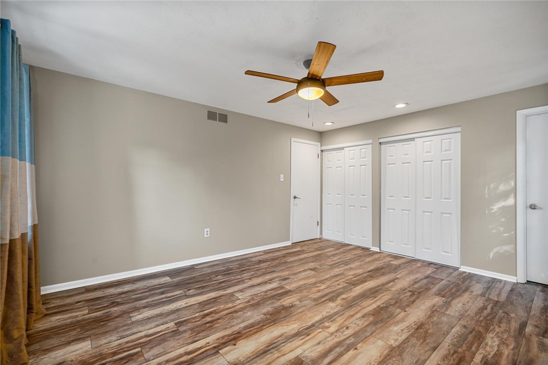 1682 RIDGEWOOD DRIVE