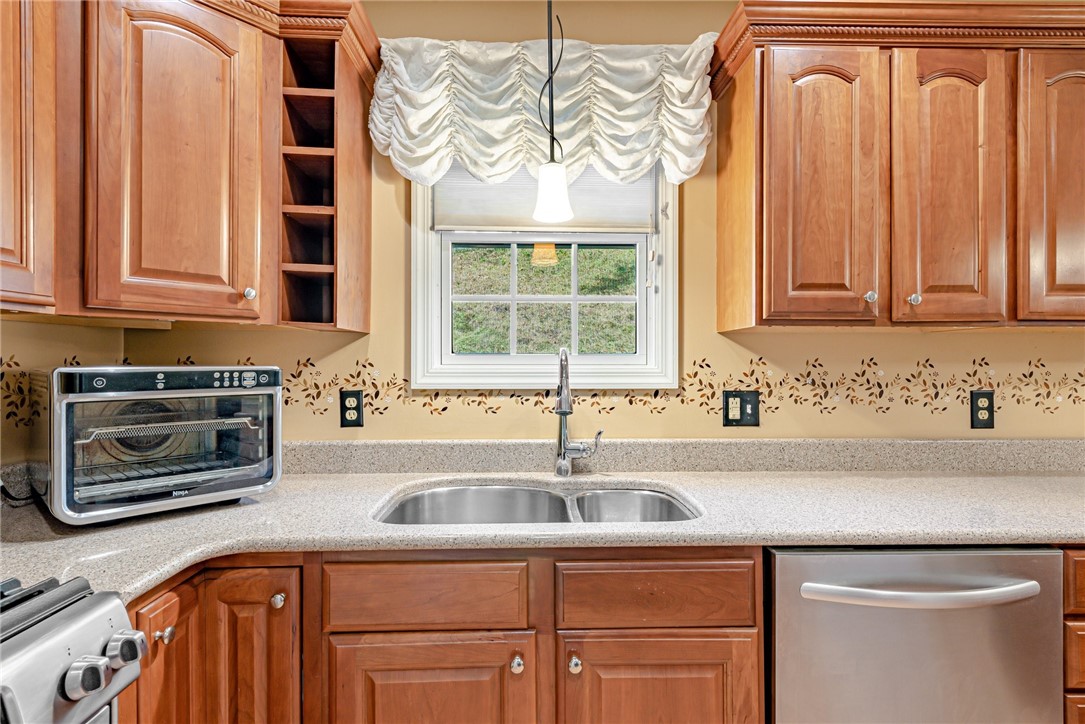 128 Rifgon Dr