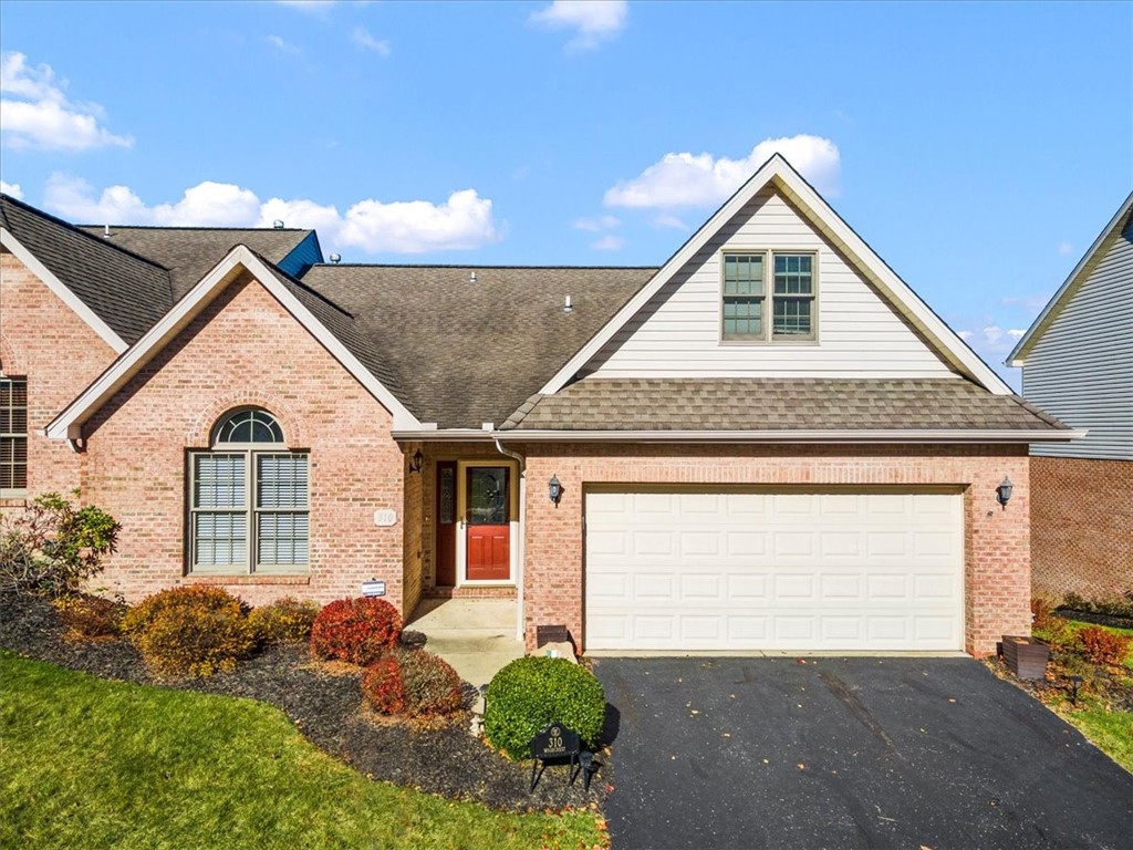 310 WOODCREST DRIVE