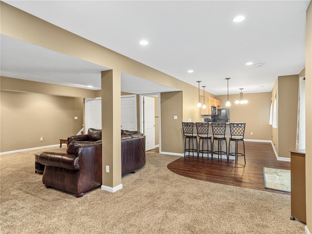 310 WOODCREST DRIVE
