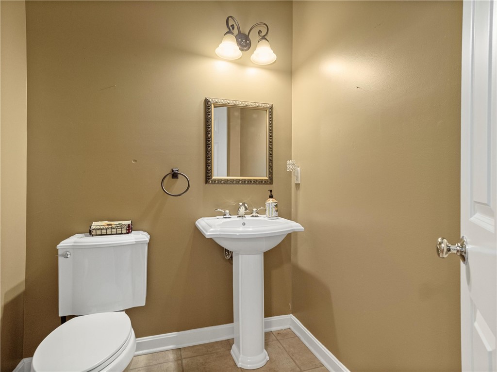 310 WOODCREST DRIVE