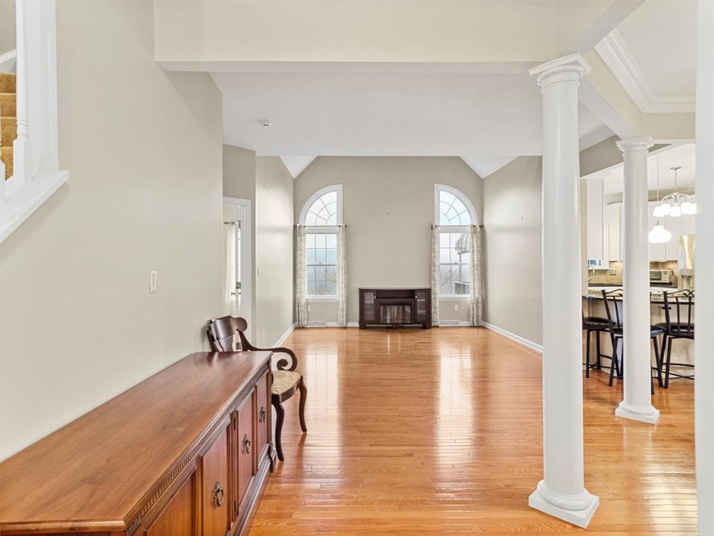 310 WOODCREST DRIVE