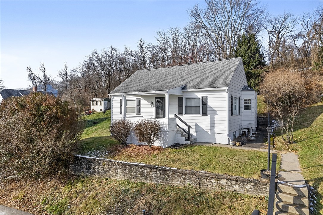 1221 Alter Ave