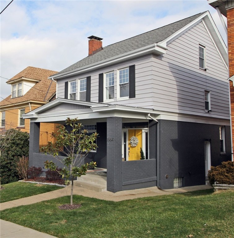 1664 Hillsdale Ave