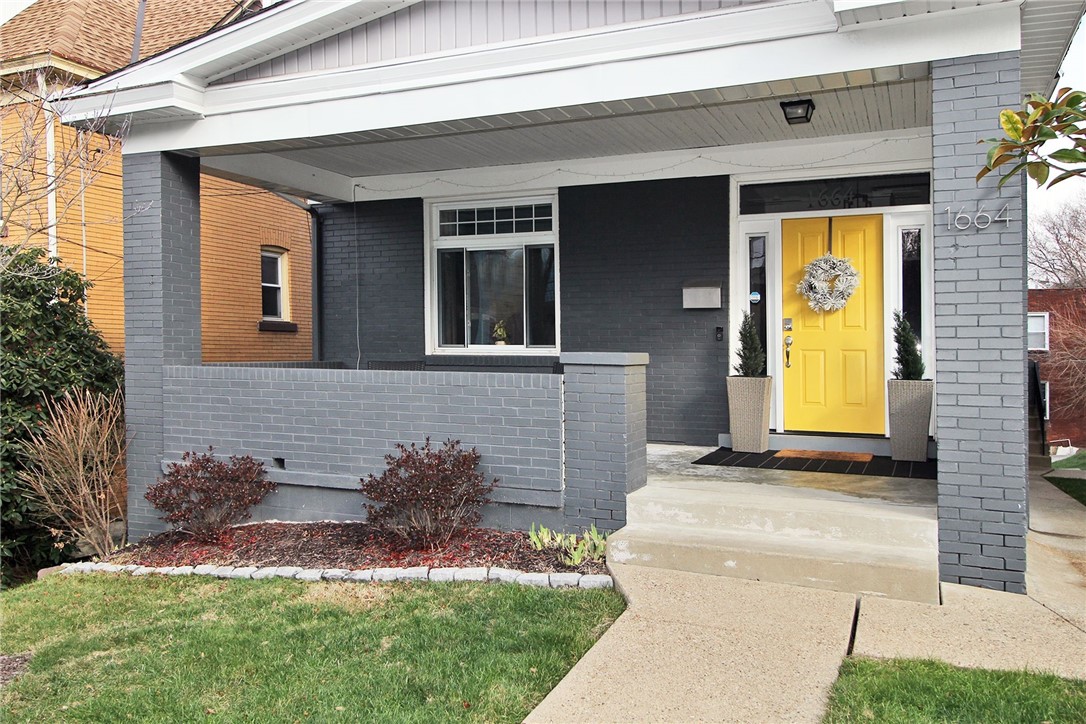 1664 Hillsdale Ave