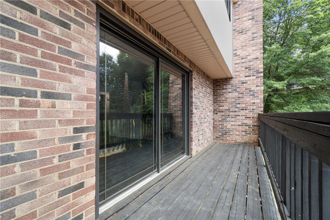 135 W 8th Street