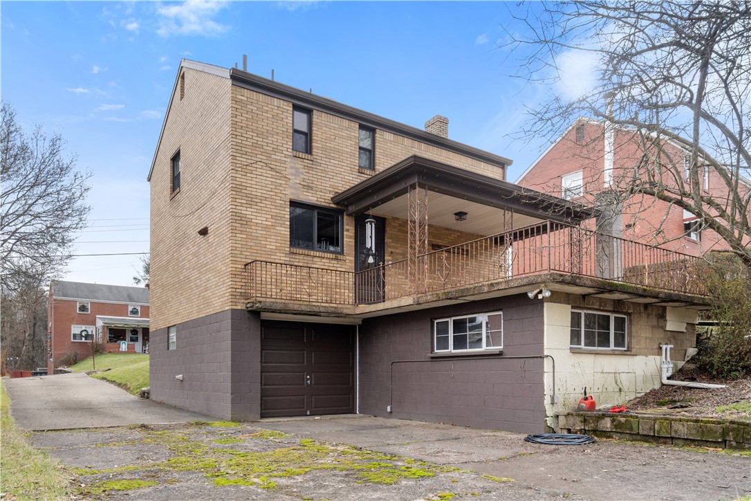 4621 Woodhill Drive