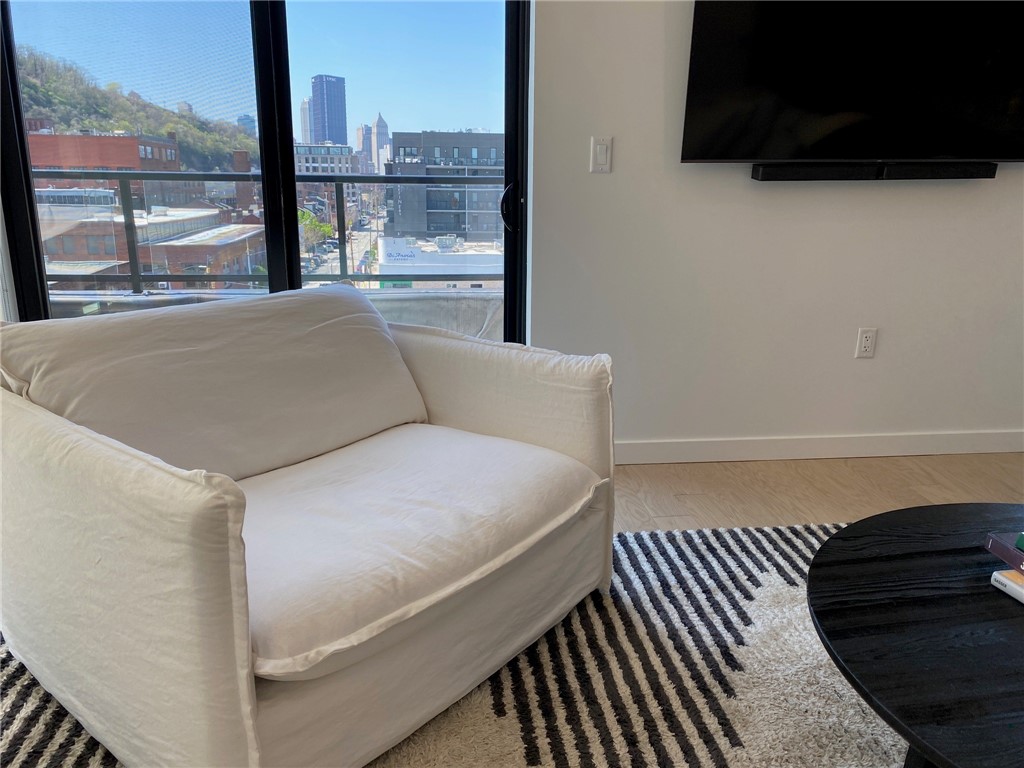 2635 Penn Ave 506