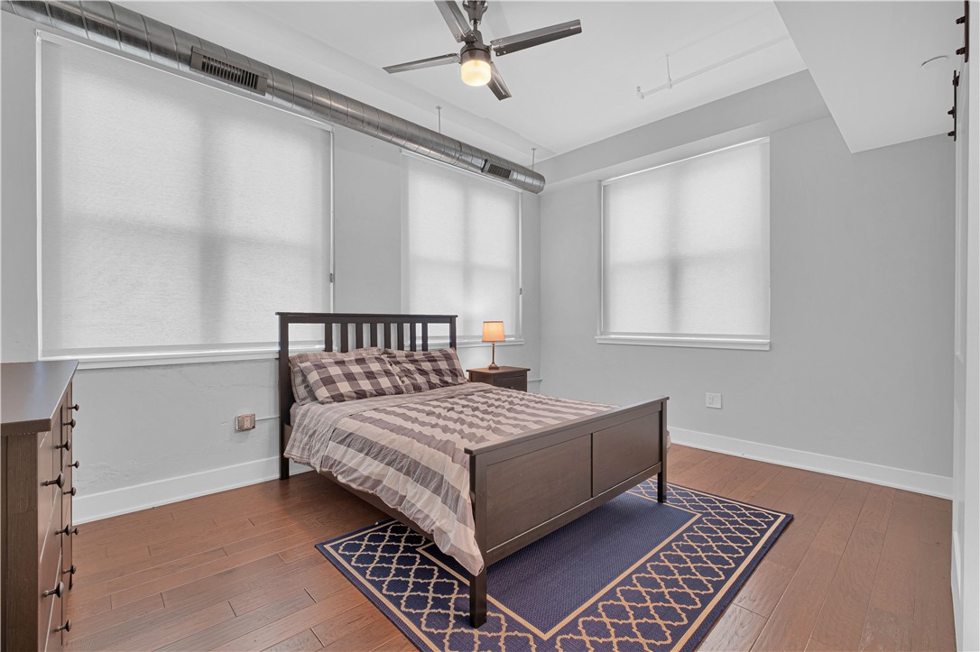4041 LIBERTY AVENUE 300