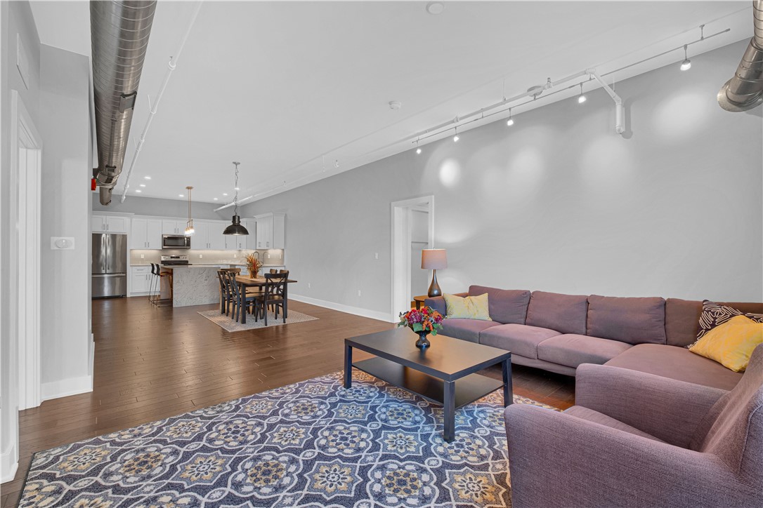 4041 LIBERTY AVENUE 300