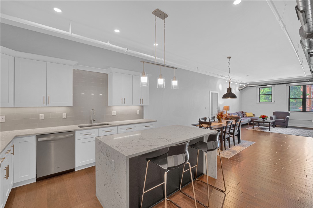 4041 LIBERTY AVENUE 300