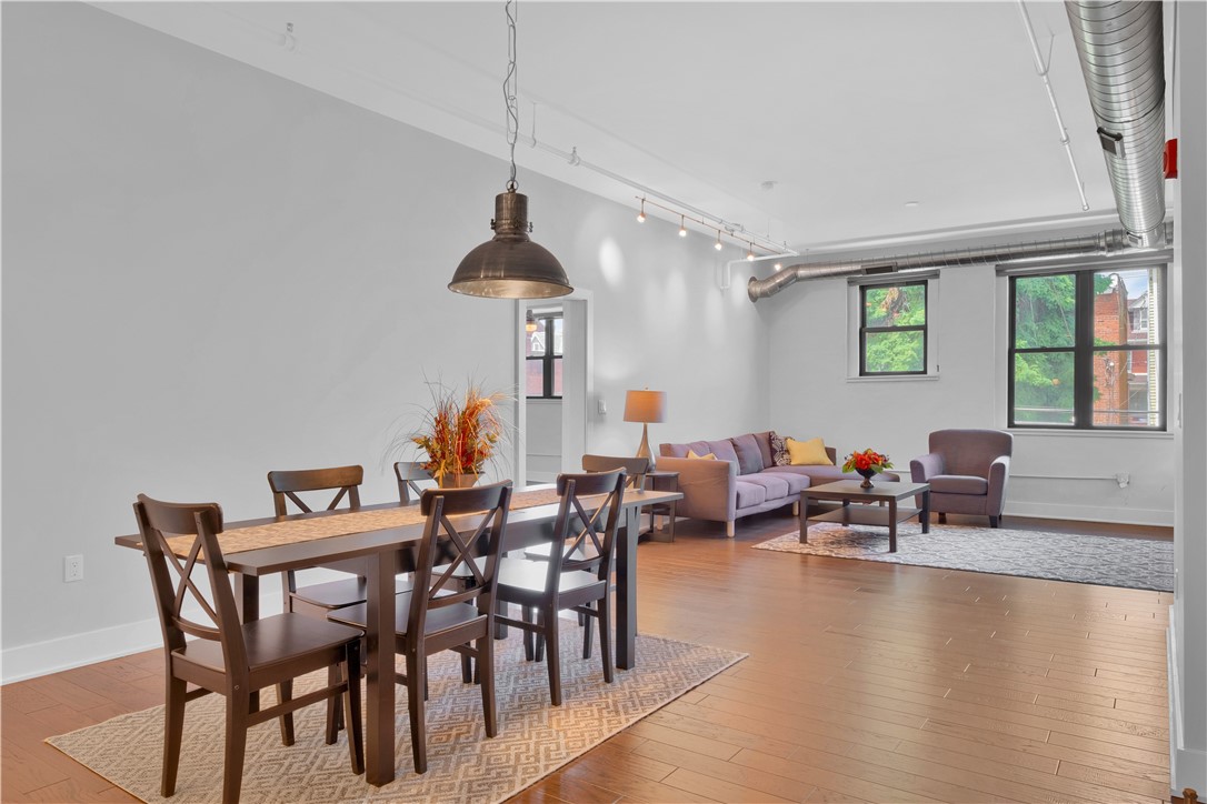 4041 LIBERTY AVENUE 300