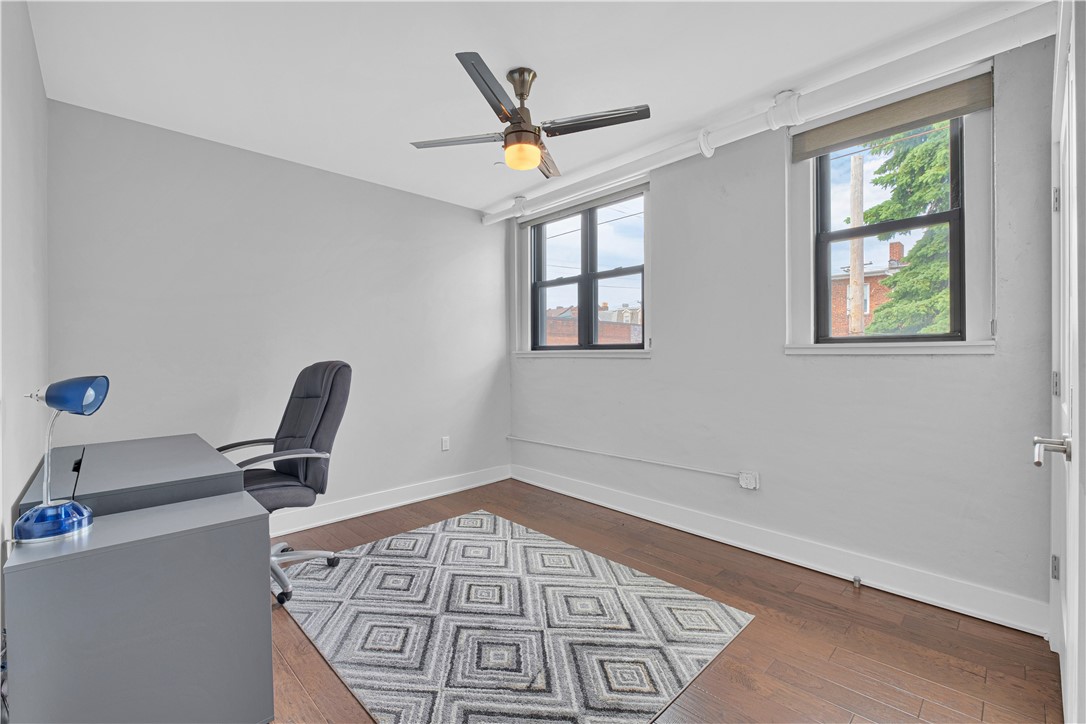 4041 LIBERTY AVENUE 300
