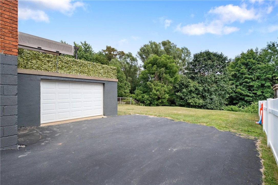 748 Edgewater Drive