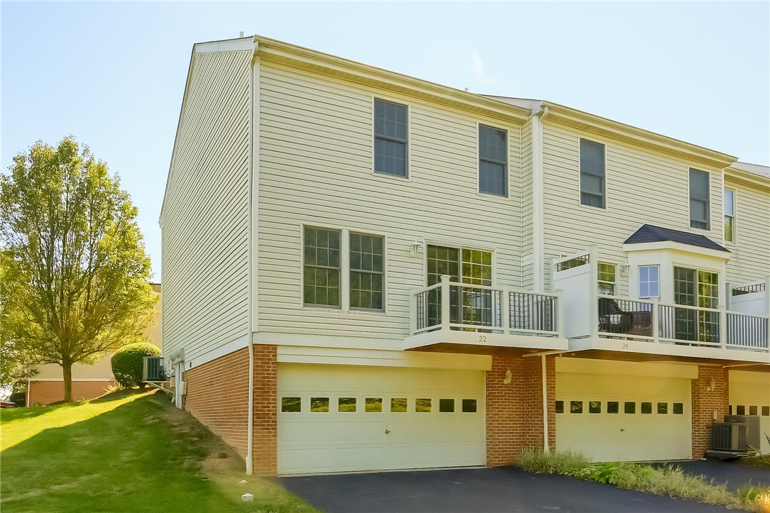 22 Castle View Dr