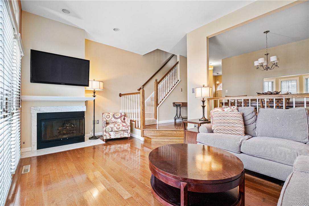 1004 ALDEN DRIVE