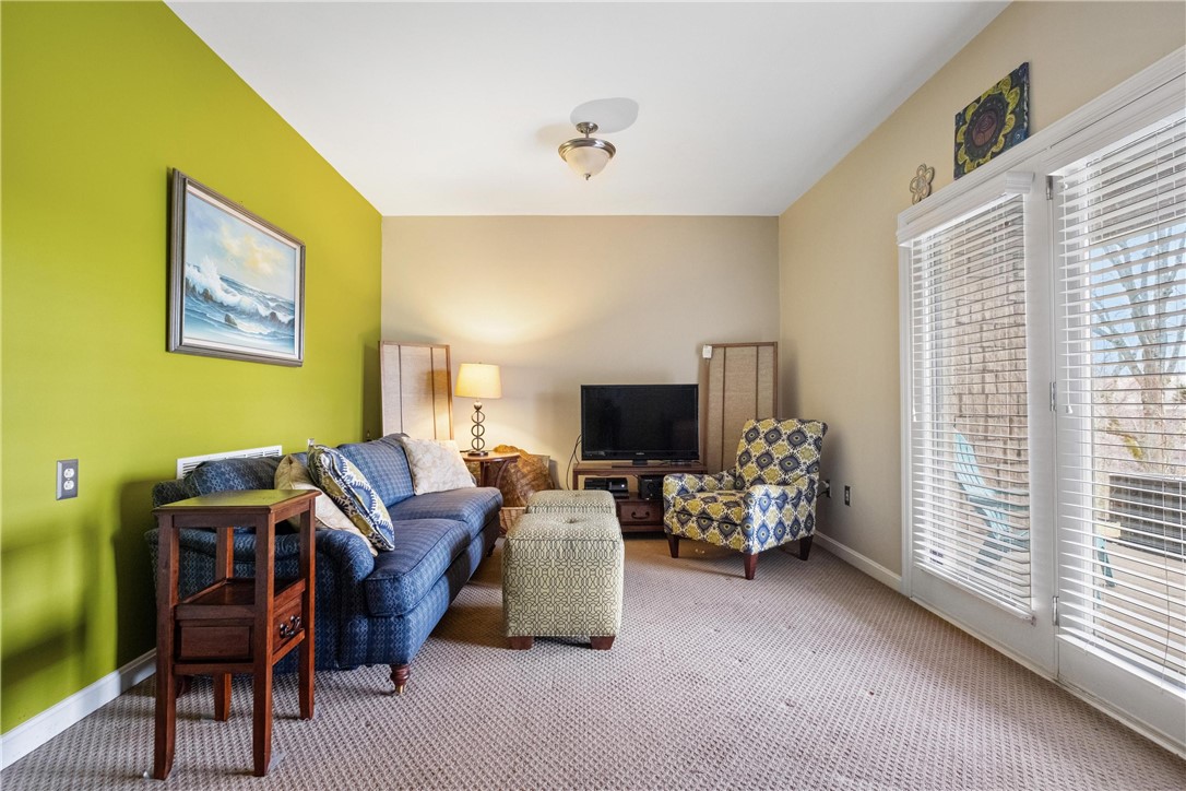 1004 ALDEN DRIVE