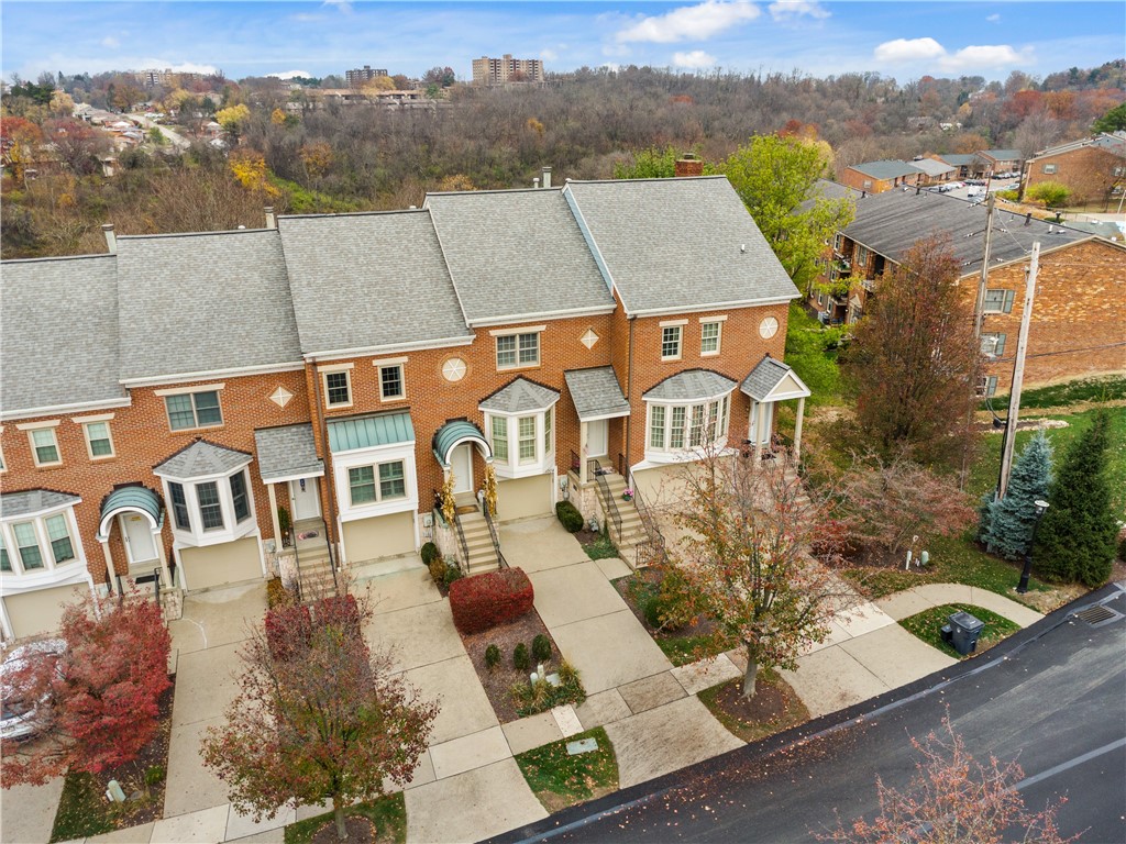 1004 ALDEN DRIVE