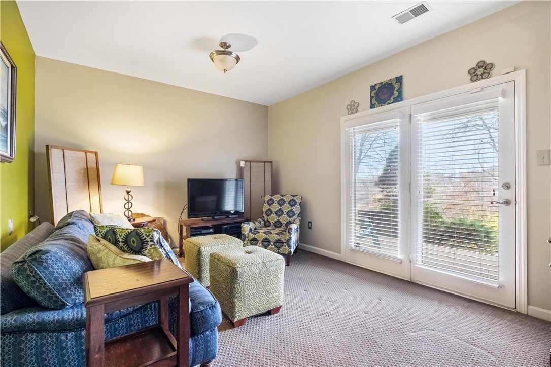 1004 ALDEN DRIVE