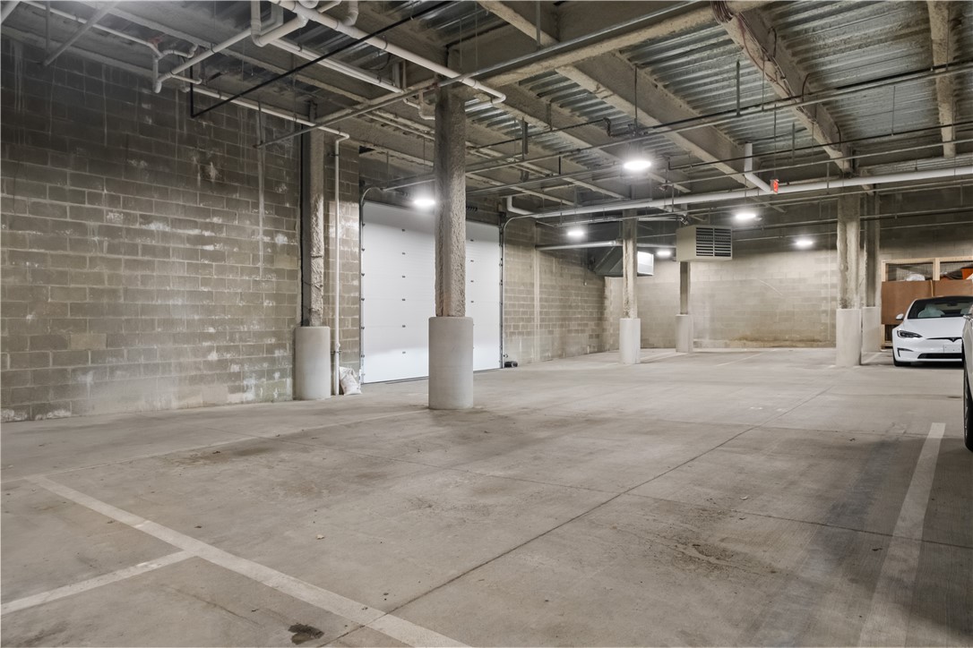 2635 Penn Ave. 318