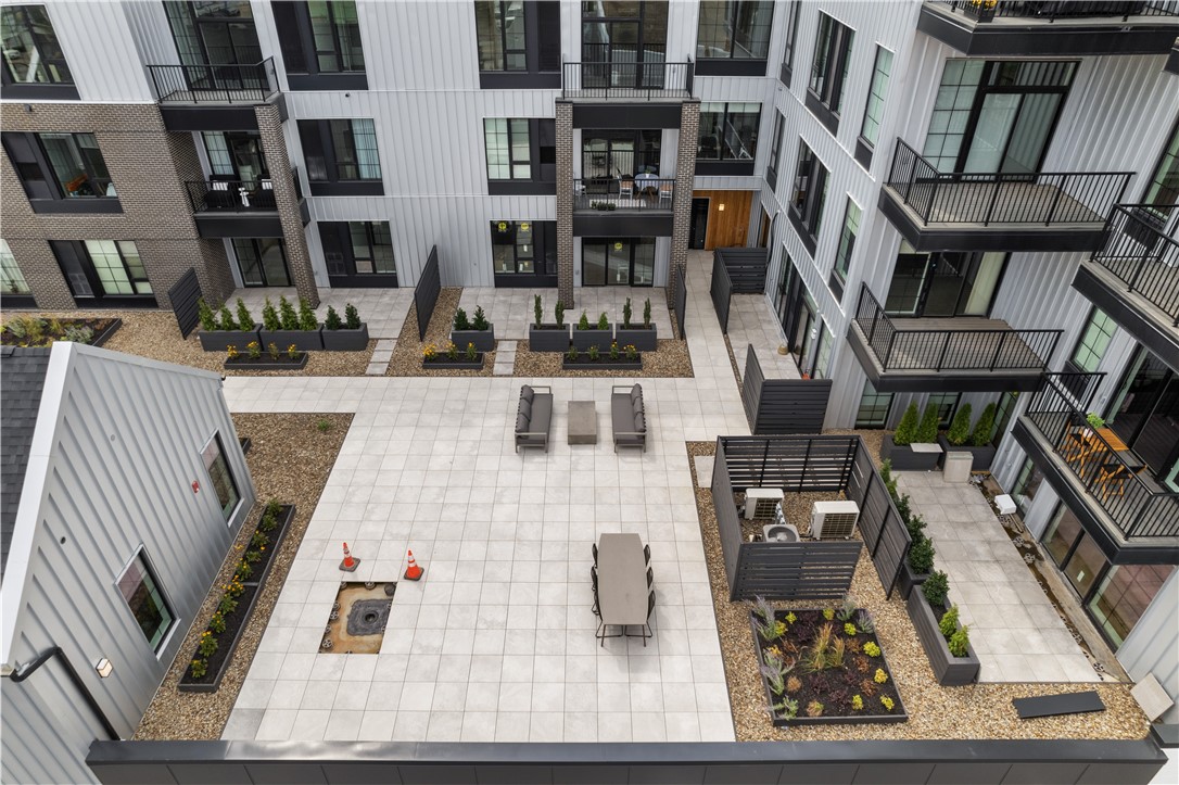 2635 Penn Ave. 318